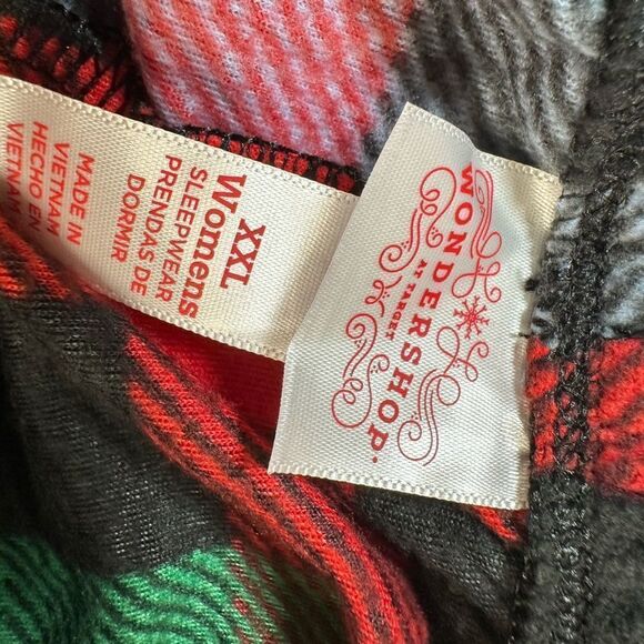 NWT WonderShop Plus Size Red Green Plaid Lounge Sleep Pants & Socks - Size XXL - Picture 4 of 8